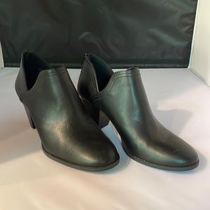 Black style & co booties